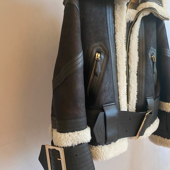 Burberry Shearling Coat - Picture 11 of 16